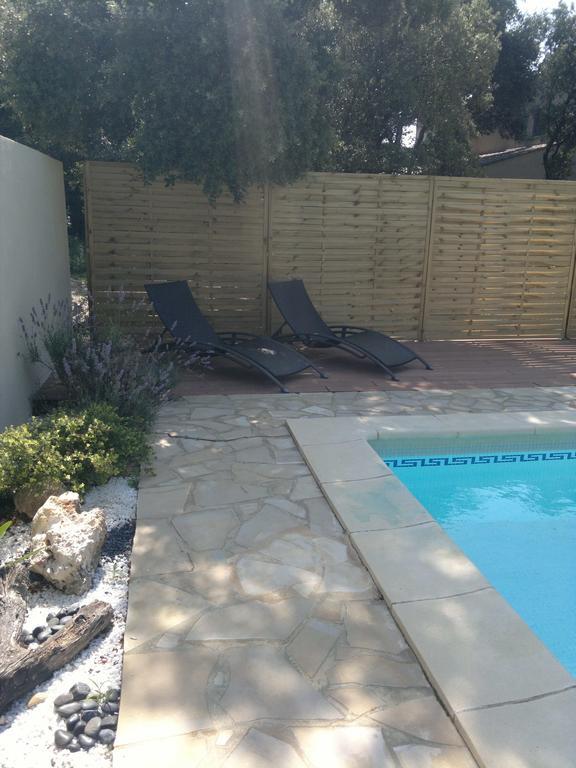 A L'Est D'Uzes Villa Saint-Siffret Dış mekan fotoğraf