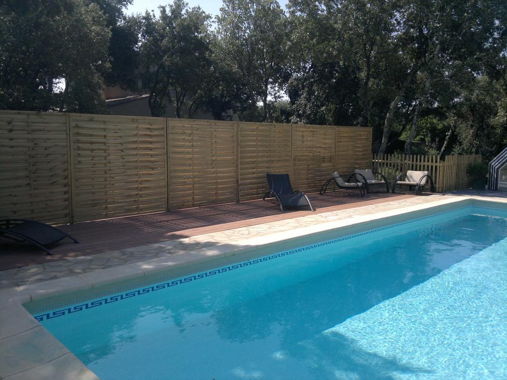 A L'Est D'Uzes Villa Saint-Siffret Dış mekan fotoğraf